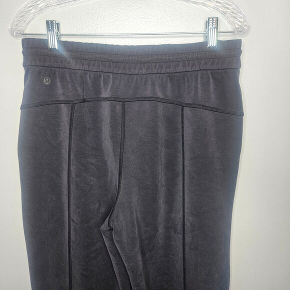 LULULEMON Softstreme High Rise Pant Black Size 8 Style W5EGTS Regular Length 31" - Picture 5 of 7